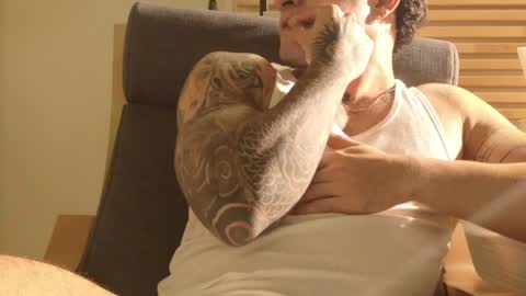 Kevin online show from April 2026 11:42:01 PM