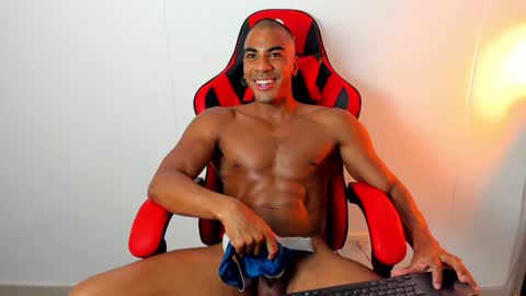 Snapshot of kevinxblack chatting on December 2024 01:47:01 AM sebastian online show from December 2024 01:47:01 AM