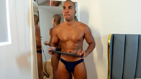 Snapshot of kevinxblack chatting on October 2025 09:02:01 PM sebastian online show from October 2025 09:02:01 PM