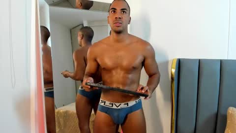 Snapshot of kevinxblack chatting on October 2025 12:33:01 AM sebastian online show from October 2025 12:33:01 AM