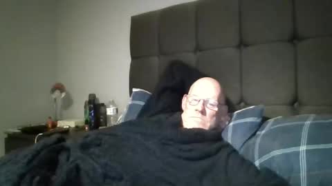 kevlooking4sez online show from June 2026 12:48:02 AM