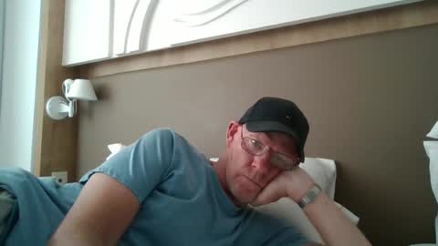 kevlooking4sez online show from June 2026 01:13:01 PM