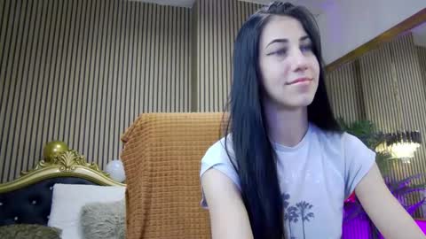 Snapshot of keylablair chatting on February 2025 04:20:01 PM KeylaBlair online show from February 2025 04:20:01 PM