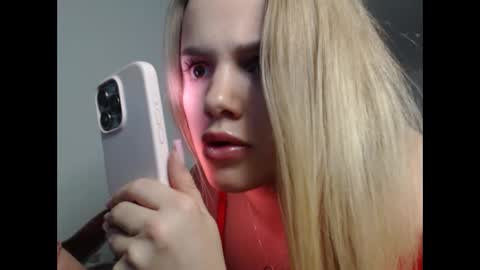 Keyla online show from March 2026 09:15:01 PM