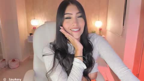Snapshot of keylahart chatting on March 2025 05:02:01 AM IG LAUKEY online show from March 2025 05:02:01 AM