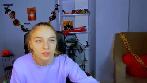 Snapshot of keylas_moan chatting on November 2025 01:12:02 PM Keylas online show from November 2025 01:12:02 PM