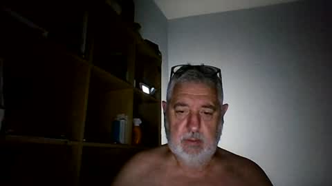 Snapshot of kfremat62 chatting on July 2026 08:46:02 PM socjokremat online show from July 2026 08:46:02 PM