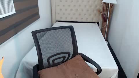 khalifa foxxx online show from January 2025 07:59:01 AM