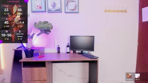 khateandersson online show from February 2026 09:02:01 PM