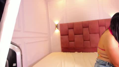 Kathe Hot online show from January 2025 07:18:02 PM