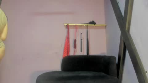 Kathe Hot online show from May 2026 06:15:02 PM