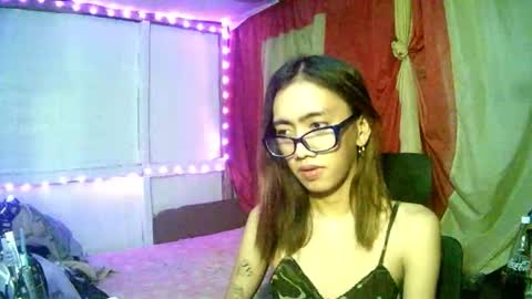 Khelsey online show from April 2026 12:58:02 PM