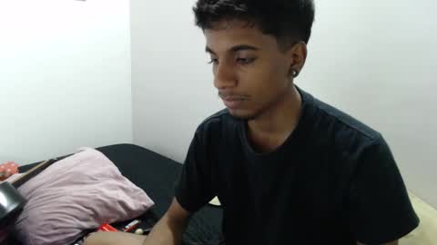 khevinlopezonig online show from December 2024 01:13:01 AM