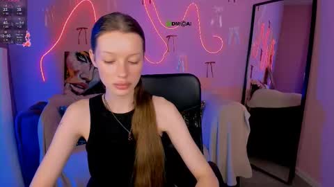 khloebeauty online show from March 2026 08:25:02 PM