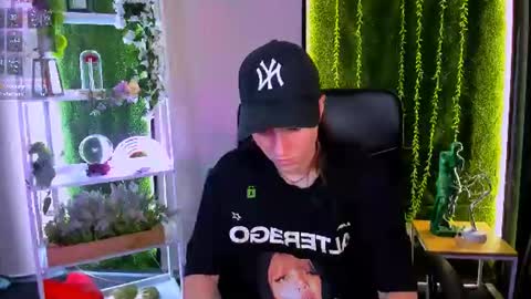 khloebeauty online show from July 2026 12:20:01 PM