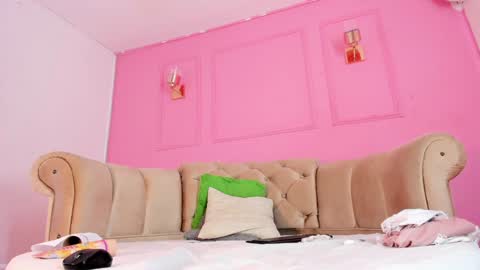 Snapshot of khloeblake chatting on January 2025 07:28:02 AM Khloe online show from January 2025 07:28:02 AM