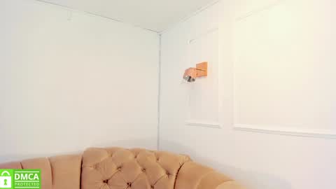 Snapshot of khloeblake chatting on January 2025 10:51:02 AM Khloe online show from January 2025 10:51:02 AM