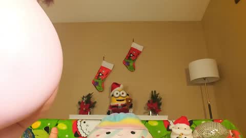 Khloe online show from December 2024 04:56:02 AM