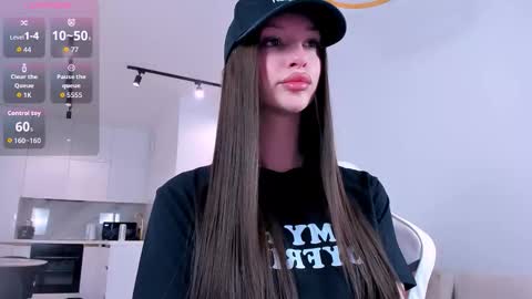 Snapshot of khloeforever chatting on February 2026 08:03:02 PM khloe online show from February 2026 08:03:02 PM