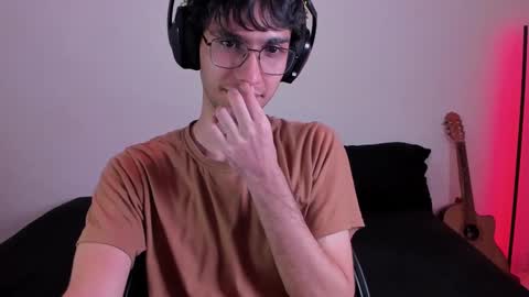 khozler_ online show from February 2025 06:27:02 AM