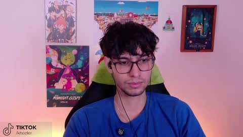 Snapshot of khozler_ chatting on April 2026 03:53:02 AM khozler_ online show from April 2026 03:53:02 AM