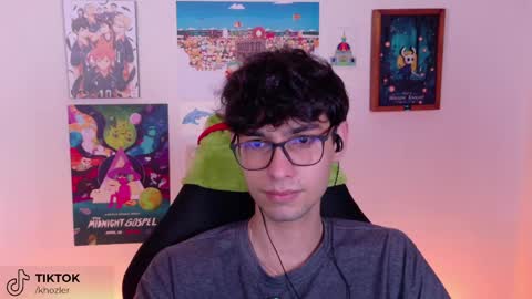 Snapshot of khozler_ chatting on April 2026 02:42:01 AM khozler_ online show from April 2026 02:42:01 AM