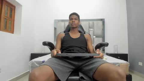 Snapshot of khris__evans chatting on April 2026 11:14:02 AM Kris Evans online show from April 2026 11:14:02 AM
