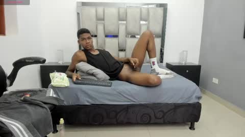 Snapshot of khris__evans chatting on April 2026 12:29:02 PM Kris Evans online show from April 2026 12:29:02 PM