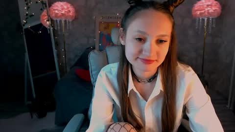 Kiana online show from May 2026 09:10:01 PM