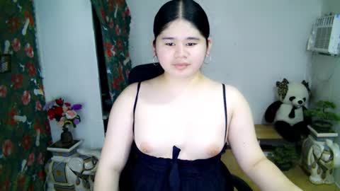Your SweetGirl Ts online show from November 2025 12:32:01 AM