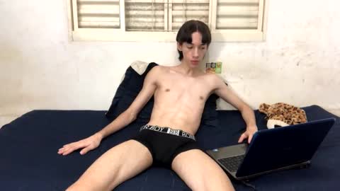 kiantwink online show from December 2024 08:49:02 PM