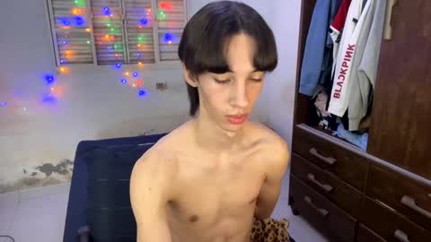 kiantwink online show from January 2025 05:49:01 AM