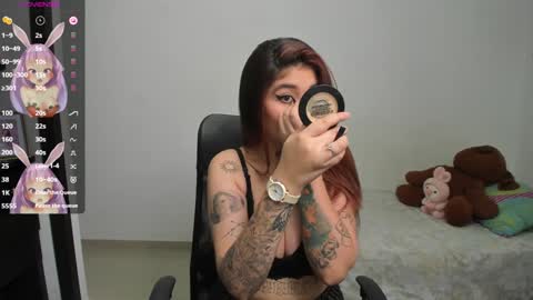 Evelyn online show from January 2025 11:19:01 PM