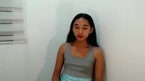 i love bella online show from December 2024 06:43:01 PM