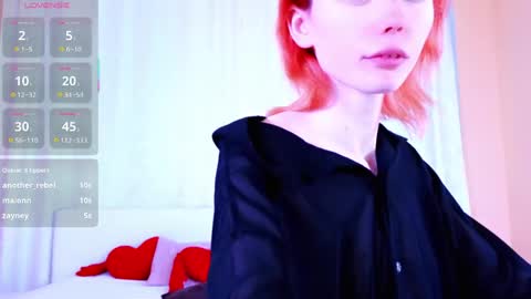 Kira online show from May 2026 04:07:02 AM