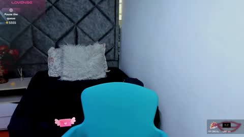 Snapshot of kiara_fox__ chatting on January 2026 08:45:02 PM KIARA FOX online show from January 2026 08:45:02 PM