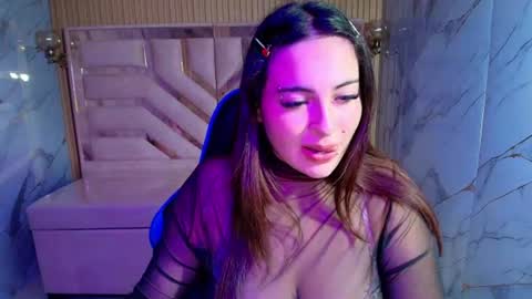 Kiara  online show from July 2026 07:23:02 AM