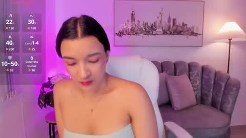Snapshot of kiara_wren chatting on July 2026 07:45:01 PM kiara_wren online show from July 2026 07:45:01 PM