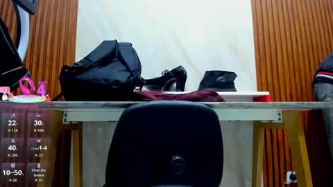 Kiara Zahiri online show from September 2025 11:03:01 AM