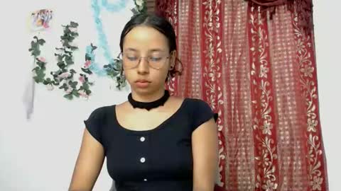 kiaralenon online show from February 2026 12:01:01 AM