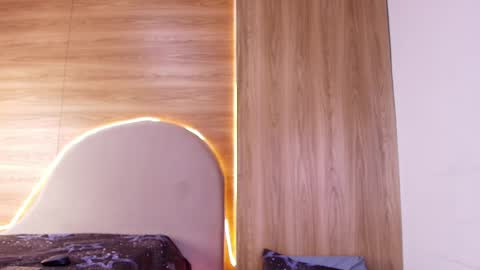 kiaralopez_ online show from April 2026 03:00:02 AM