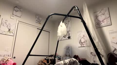 Snapshot of kibrombariu45 chatting on December 2024 12:56:01 PM HunneysPlayRoom online show from December 2024 12:56:01 PM