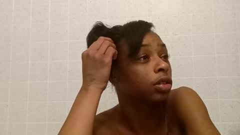 Snapshot of kibrombariu45 chatting on January 2026 10:30:02 AM HunneysPlayRoom online show from January 2026 10:30:02 AM