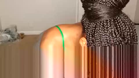 Snapshot of kibrombariu45 chatting on February 2026 04:49:02 AM HunneysPlayRoom online show from February 2026 04:49:02 AM