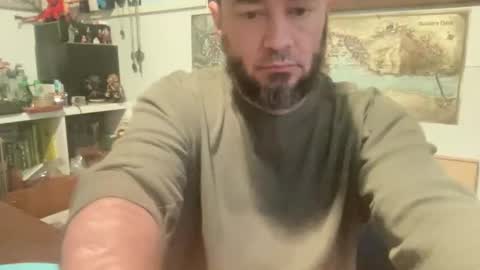 kicker_of_elves online show from October 2025 08:43:02 PM