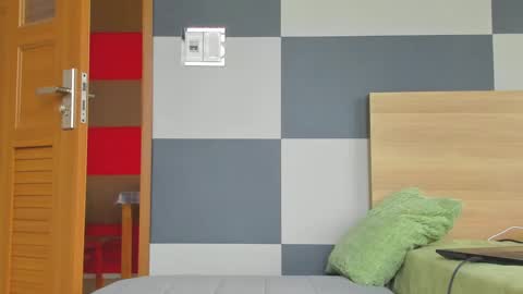 Snapshot of kiera_thomas chatting on January 2025 06:31:02 AM KIERA 31 online show from January 2025 06:31:02 AM