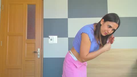 Snapshot of kiera_thomas chatting on February 2025 08:46:01 AM KIERA 31 online show from February 2025 08:46:01 AM