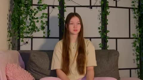 Snapshot of kierakiller chatting on February 2026 08:35:02 AM Melvi online show from February 2026 08:35:02 AM