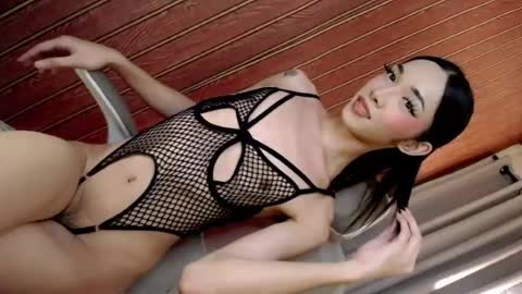 kieramoore online show from July 2026 02:18:02 PM
