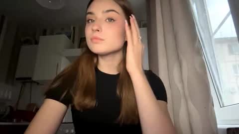 Ola my name is Lissa  Lets hit 10 Thumbs Up together   online show from March 2026 03:01:01 PM